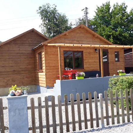 Le Chalet Castor - Camping International - Bomal - Durbuy Vila Exterior foto